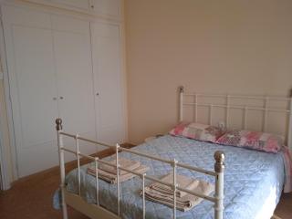 Apartment on the beach - Artemida - 8