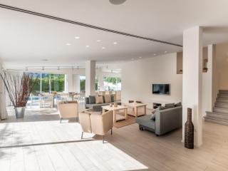 Magical Villa With Pool - Herzlia - 9