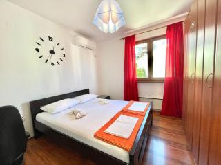 Family three bedroom Apartment Mimoza 2 - Budva - 5