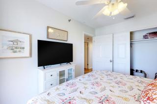 Sea Gate 308 - 1