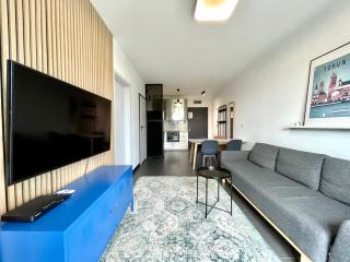 HomeStay Apartment with Parking - 9