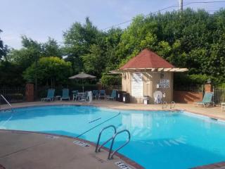 Ramada by Wyndham Gainesville - Gainesville - 9