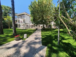 Hotel Eurovil Garni - Lignano Sabbiadoro - 0