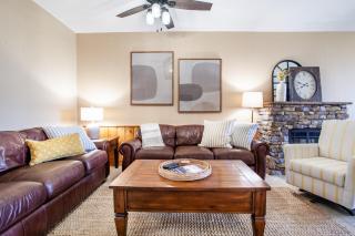 Higher Ground Condo with Mountain and Golf View - 4