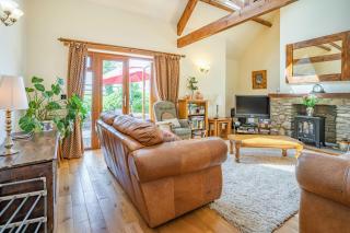 Ysgubor Hir - Llanedy - 6