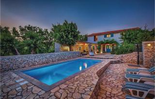 3 Bedroom Nice Home In Smrika - 8