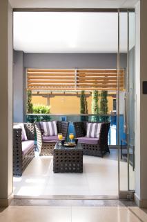 SKS Luxury Suites & Rooms - Paralia - 2
