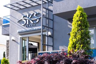 SKS Luxury Suites & Rooms - Paralia - 2