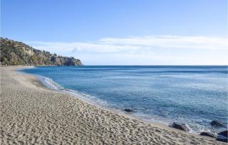 1 Bedroom Cozy Home In Reggio Calabria - Pellaro - 7