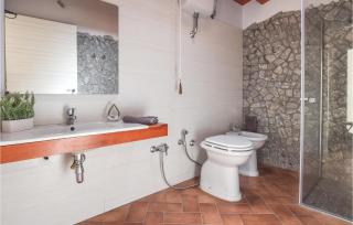 1 Bedroom Cozy Home In Reggio Calabria - Pellaro - 5