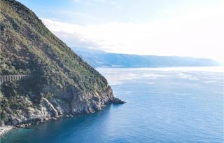 1 Bedroom Cozy Home In Reggio Calabria - Pellaro - 4