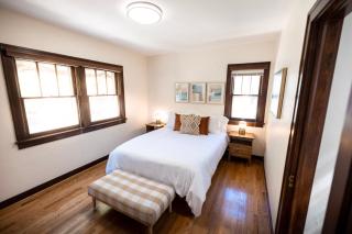 Charming 3Bdrm●Perfect Location ● Award Winning Beds - 8