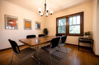 Charming 3Bdrm●Perfect Location ● Award Winning Beds - 6