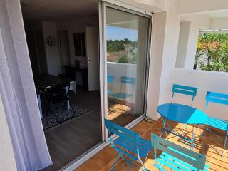 Appartement Ensoleillé avec Terrasse et Parking au Centre de Meschers, Proche Plages et Commerces - FR-1-550-38 - Meschers-sur-Gironde - 9