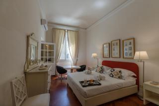 Big apartment a stone's throw from the Duomo - Florence - 7
