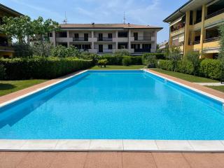 Gardappartamenti Tito Speri Pool and Garden - Sirmione - 8