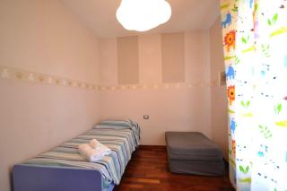 Spacious apartment in Vercelli with terrace and garden - 1