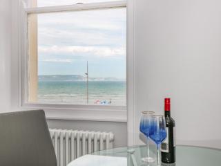 Royal Terrace View - Weymouth - 9