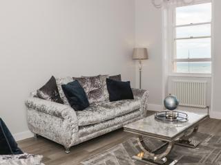 Royal Terrace View - Weymouth - 1