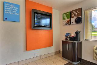 Motel 6-Kingsville, TX - Kingsville - 5