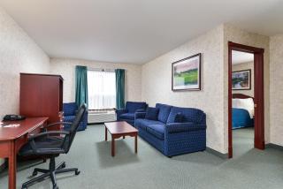 Ramada by Wyndham Nisku Edmonton Airport - Nisku - 6