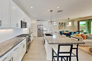 Murray Canyon Manor -31-Day Minimum Rental - 1