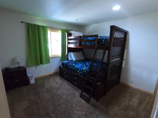 Rr-johnson Suite - June Lake - 9
