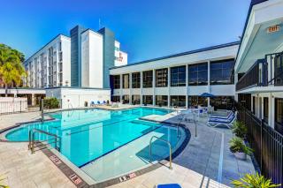 Crowne Plaza Jacksonville Airport by IHG - Jacksonville - 3