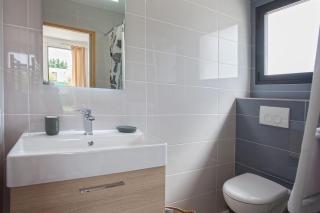 apart Levante shared swimming pool bbq - 3