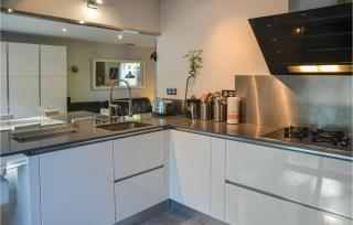 Awesome Home In Nebian - 5