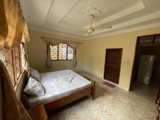 Mama's House - 6