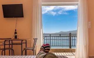 Sitia Old Port studio - 3min walk to beach - AC - WIFI - Sitia - 3