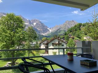 Spirit Apartments - Balkon - Bergsicht - Parkplatz - 6
