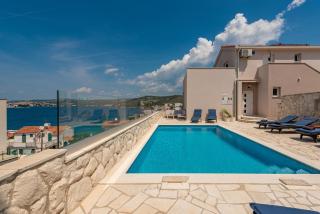 Villa Mona Apartments - Ražanj - 3