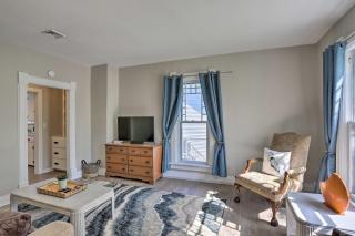 Port Clinton Getaway - Walk to Beach and Restaurants - 3