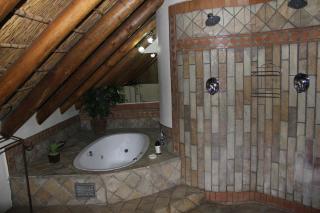 19th Hole Golf Villa Bed and Breakfast - Worcester - 1