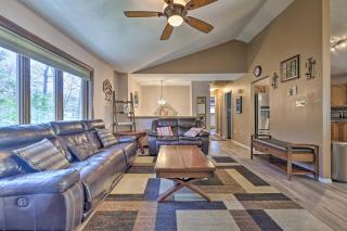 3 Mi to Kalahari Pocono Mountain Home with Fire Pit - Pocono Summit - 6