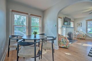 Benton Harbor Gracie Cottage with Hot Tub and Yard! - 9