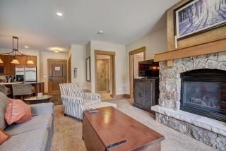 Luxurious 2 BR in River Run Village with Ski in ski out, Kids Ski Free condo - 2