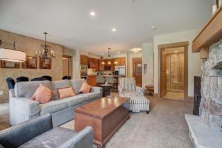 Luxurious 2 BR in River Run Village with Ski in ski out, Kids Ski Free condo - 1