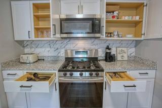 O-Amazing Home Spacious with Selfie Room Close to Downtown ATL - Atlanta - 6