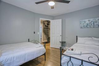 O-Amazing Home Spacious with Selfie Room Close to Downtown ATL - Atlanta - 1