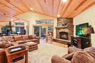 Hansel Escape - Truckee - 0
