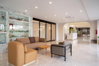 The Pride Hotel Phitsanulok - Phitsanulok - 3