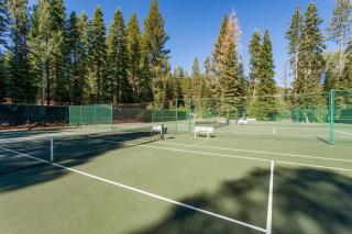 Rocky Point Charms - Truckee - 7