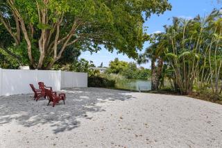 Beach and Boaters Delight! - Fort Myers Beach - 2