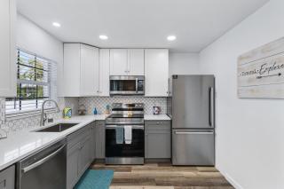 Beach and Boaters Delight! - 7