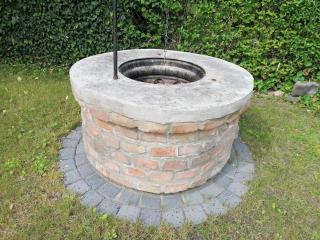 7 férőhelyes ház a tótól 15 m-re saját stéggel és csónakkal Balatonfenyvesen - 4