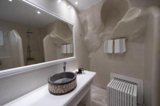 Anemos Cave Suites - 3
