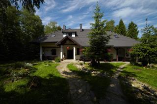 Stylowy Zajazd Pod Czarnym Kogutem - Czarna - 0